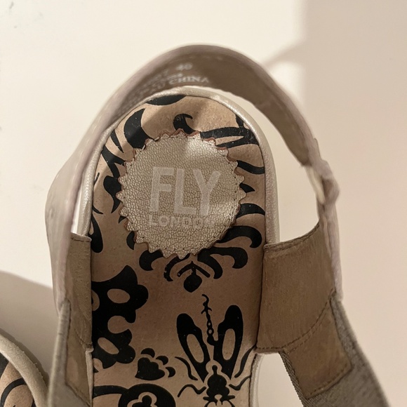 Silver sandals - Picture 4 of 6